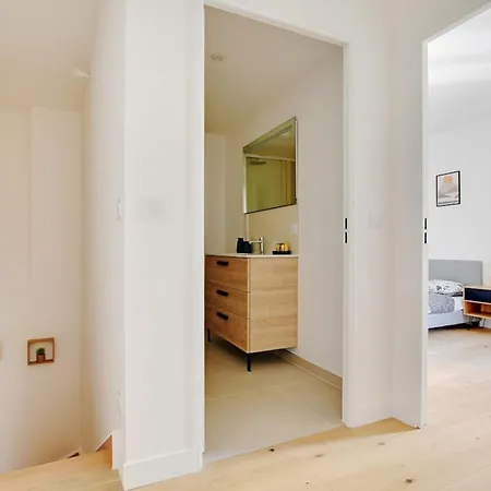 Flexliving - Whole Flat - Fessart Апартаменты Париж