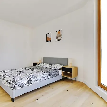 Flexliving - Whole Flat - Fessart Apartment *